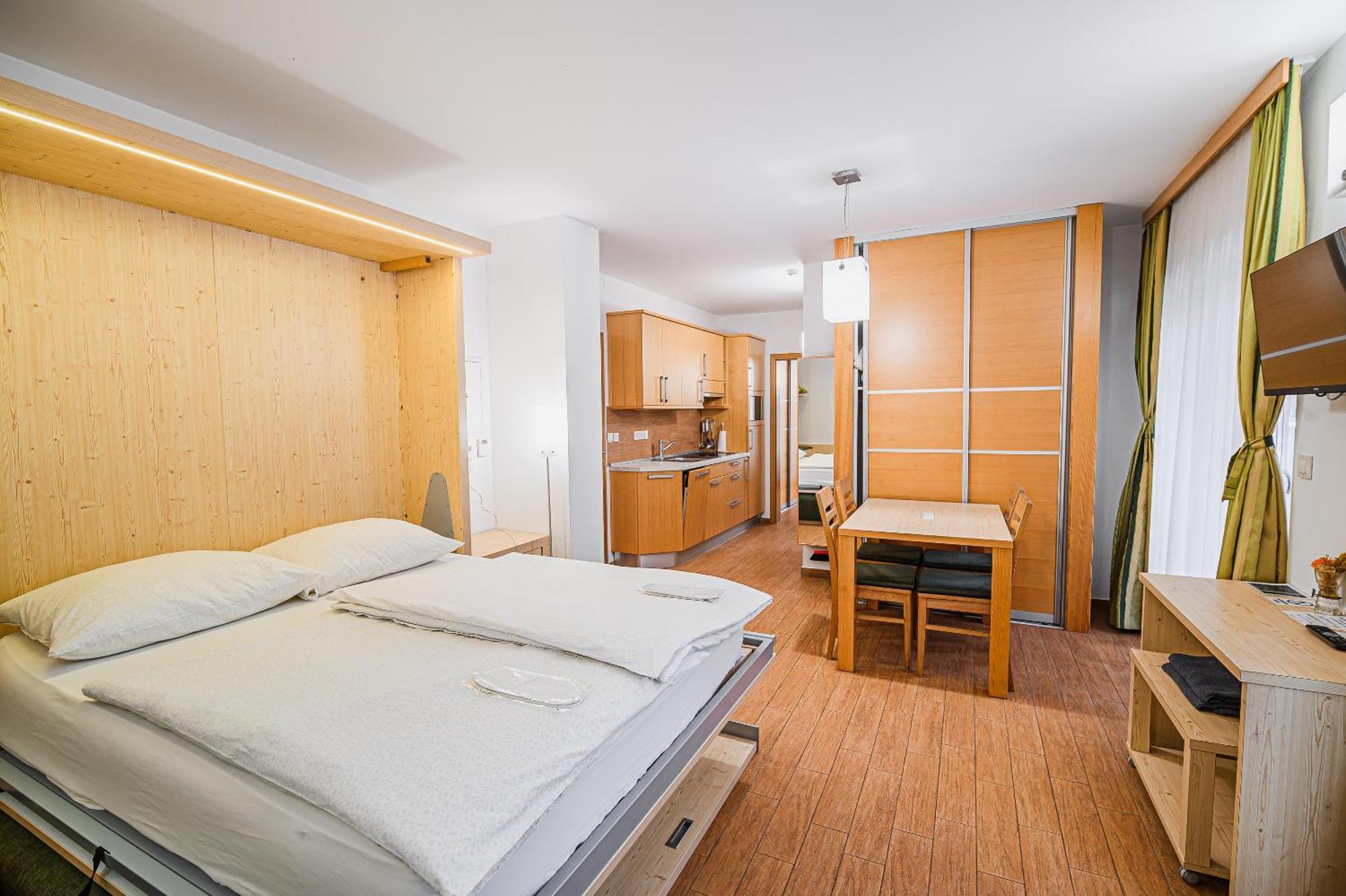 Apartments Maleric With Indoor Pool And Wellness Dragatus Экстерьер фото