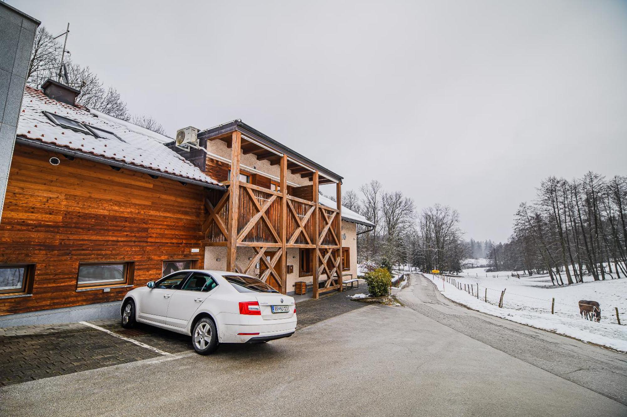 Apartments Maleric With Indoor Pool And Wellness Dragatus Экстерьер фото