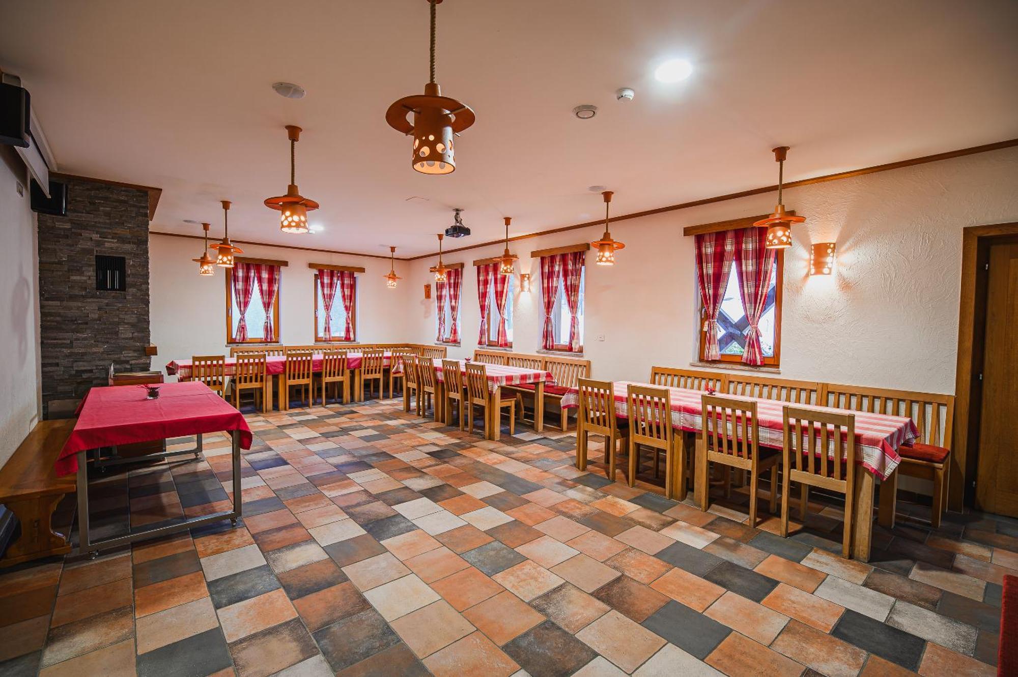 Apartments Maleric With Indoor Pool And Wellness Dragatus Экстерьер фото
