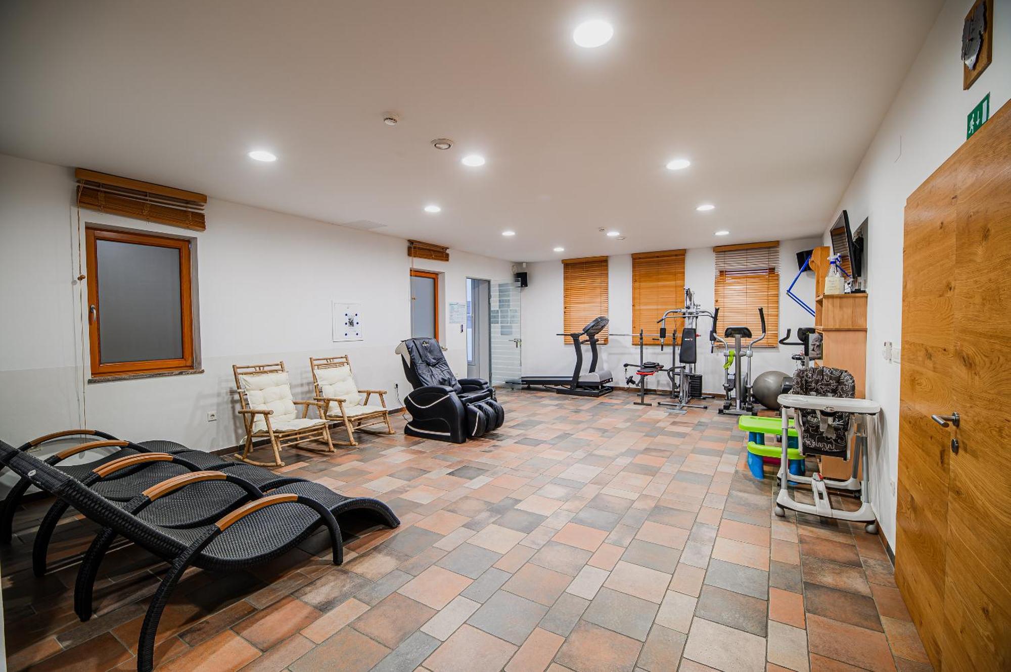Apartments Maleric With Indoor Pool And Wellness Dragatus Экстерьер фото