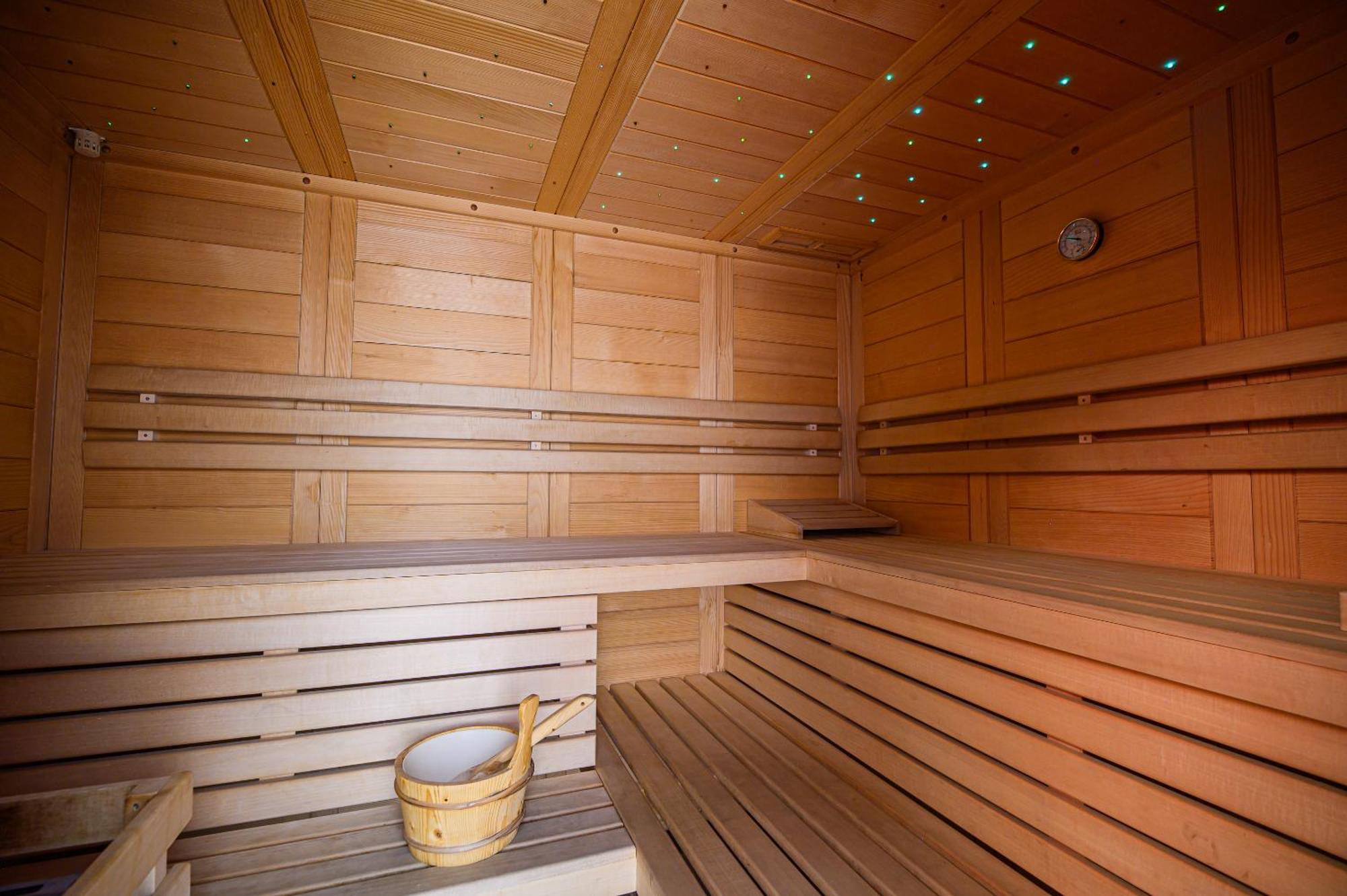 Apartments Maleric With Indoor Pool And Wellness Dragatus Экстерьер фото