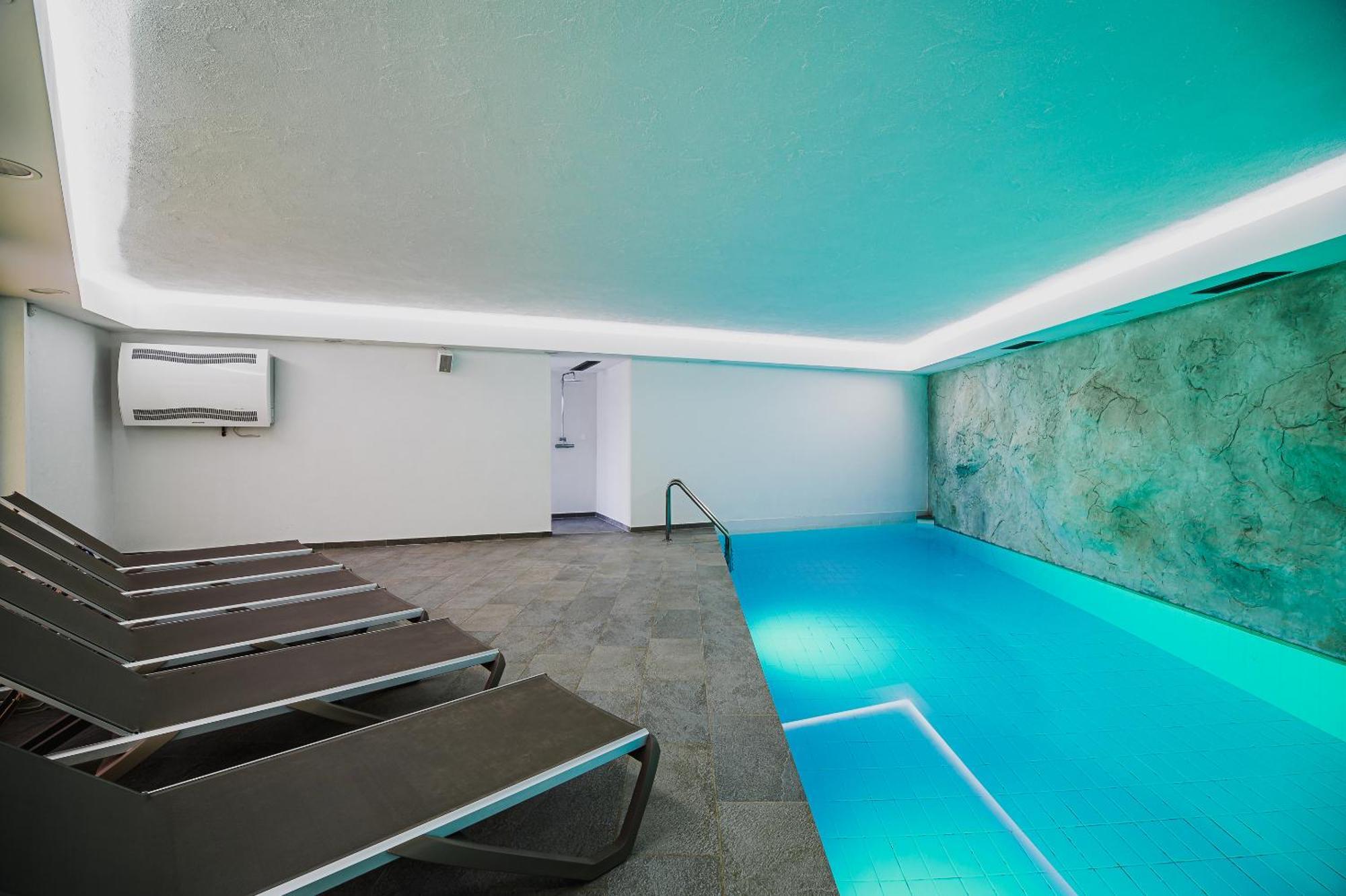 Apartments Maleric With Indoor Pool And Wellness Dragatus Экстерьер фото