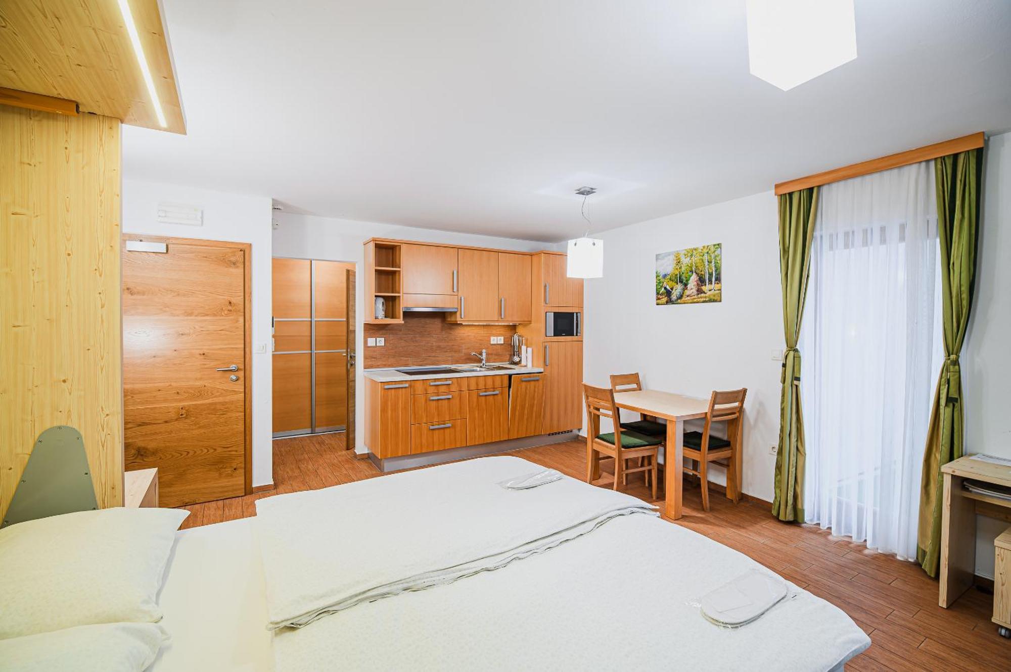 Apartments Maleric With Indoor Pool And Wellness Dragatus Номер фото